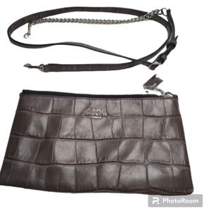 GENTLY LOVED‼️ Coach Gray Crocodile Embossed
Leather Clutch/Crossbody Bag